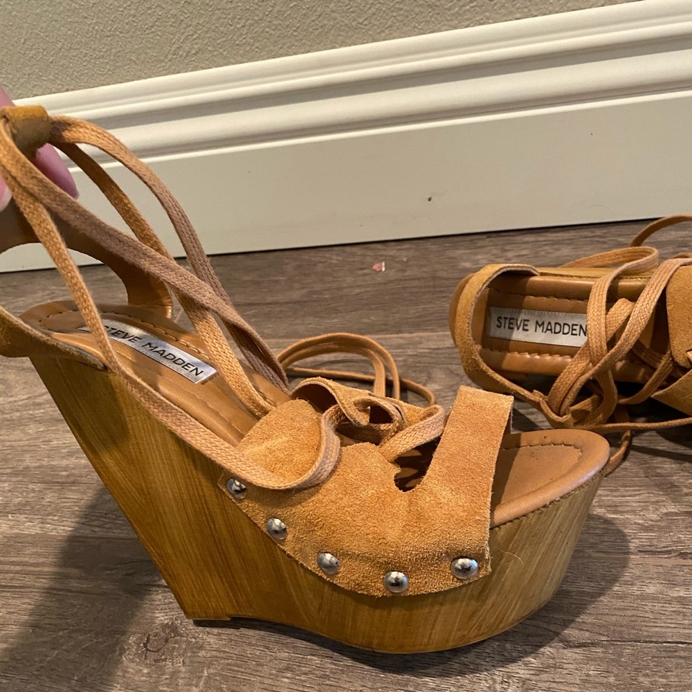 Steve Madden Tie up wedges